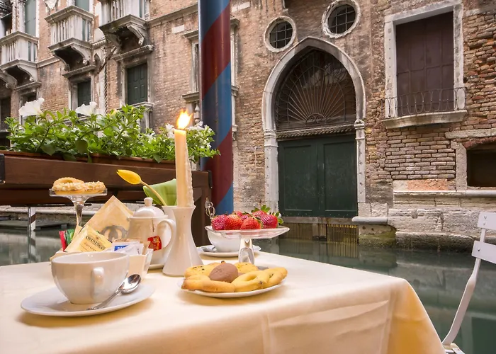 Becher Ξενοδοχείο 3*