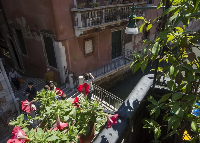 Ξενοδοχείο Becher 3*