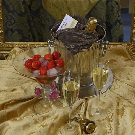 Becher Ξενοδοχείο 3*