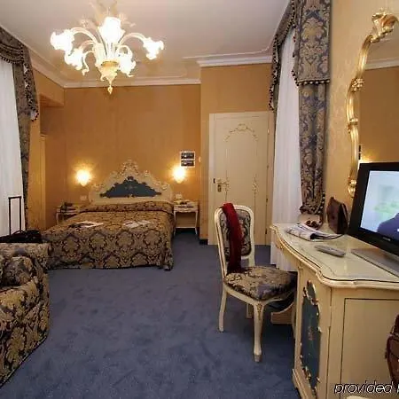 Hotel Becher Benátky
