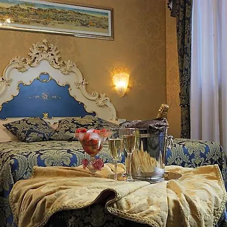 Becher Venedig