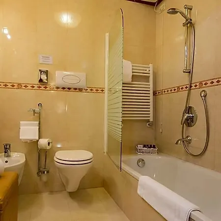 Hotel Becher 3*