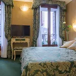 Becher Hotel