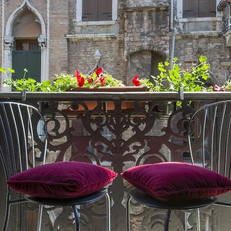 Becher Hotel Venice